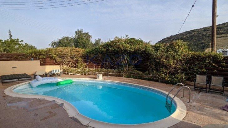 5 Bedroom House for Sale in Limassol District