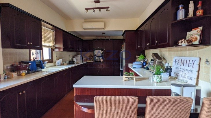 5 Bedroom House for Sale in Limassol District