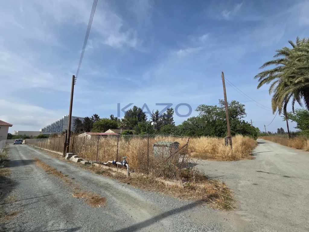 6,529m² Plot for Sale in Asomatos, Limassol District