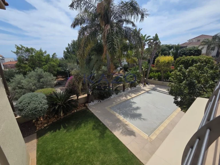 4 Bedroom House for Sale in Limassol – Agios Athanasios