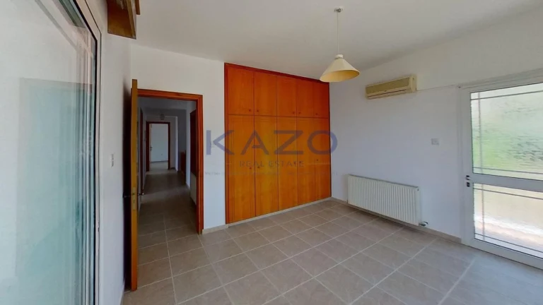 4 Bedroom House for Sale in Nea Dimmata, Paphos District