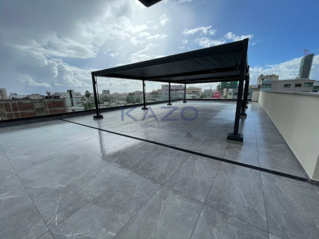 700m² Office for Rent in Limassol District