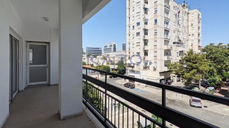 358m² Office for Sale in Agioi Omologites, Nicosia District