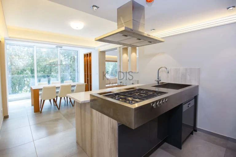 3 Bedroom Apartment for Sale in Limassol District