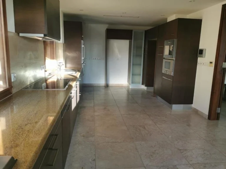 5 Bedroom House for Rent in Pyrgos Lemesou, Limassol District