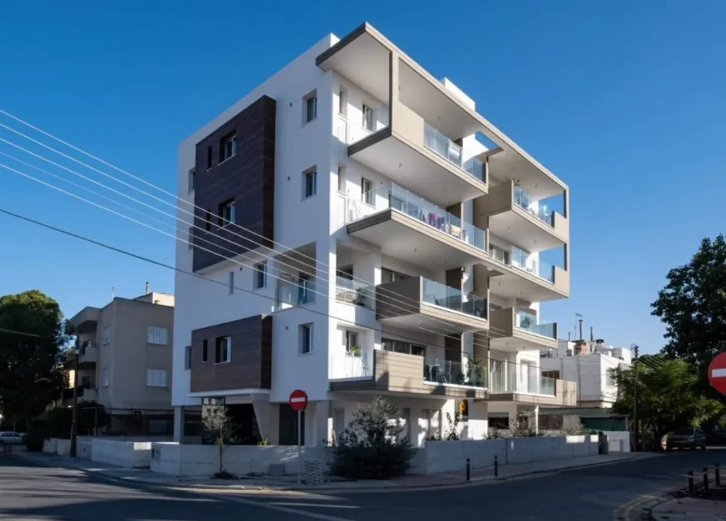 3 Bedroom Apartment for Sale in Strovolos, Nicosia District