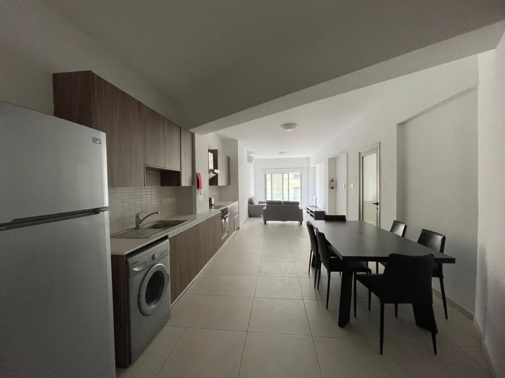 3 Bedroom Apartment for Rent in Larnaca – Finikoudes