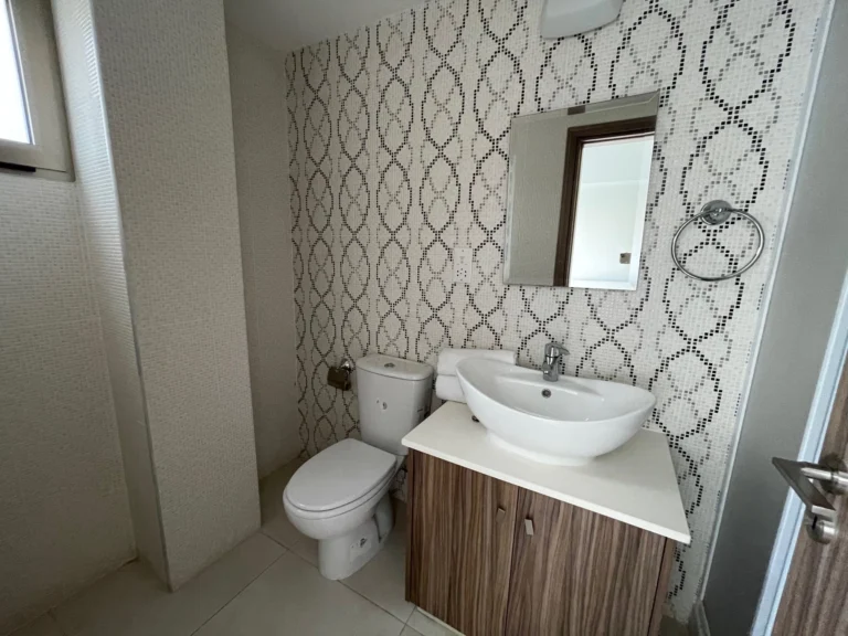 3 Bedroom Apartment for Rent in Larnaca – Finikoudes