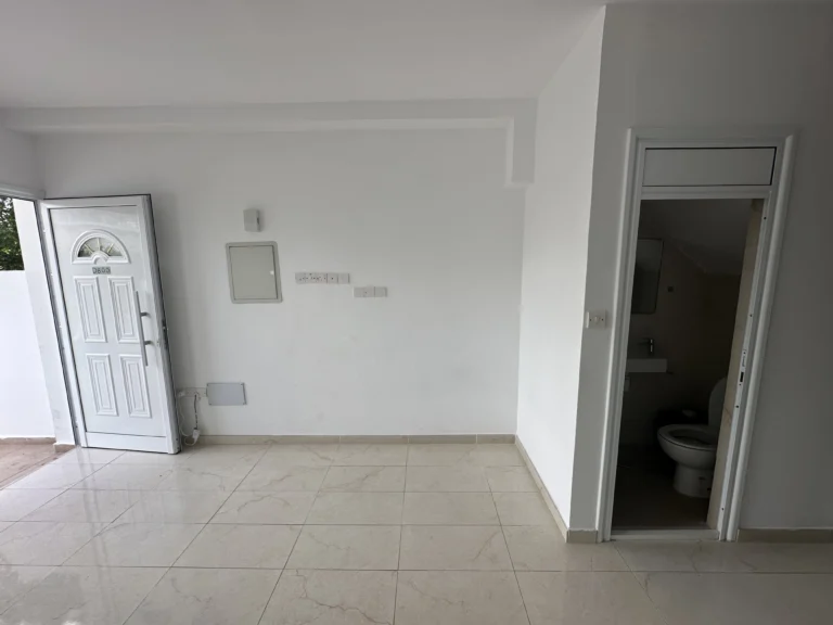 2 Bedroom Apartment for Sale in Tombs Of the Kings, Paphos District