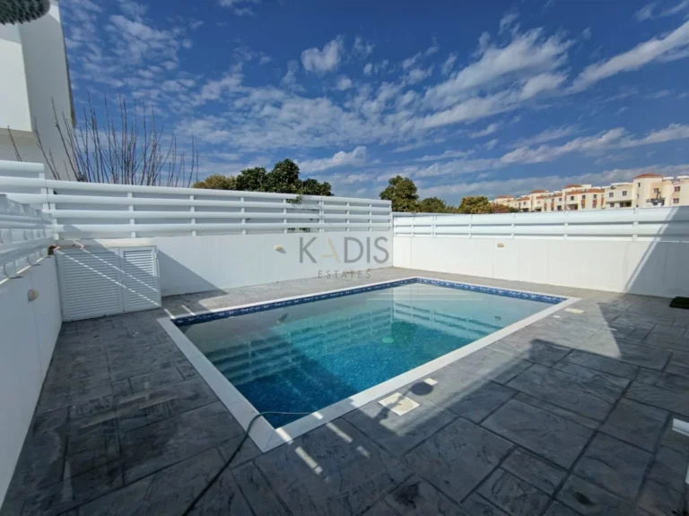Cheap Houses and Villas for Sale Larnaca up to 700000 euro
