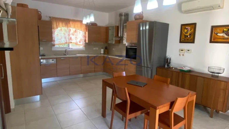 3 Bedroom House for Sale in Agios Tychonas, Limassol District