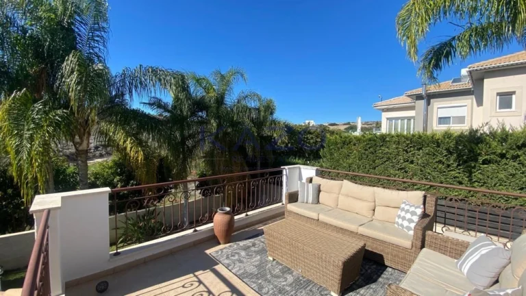 3 Bedroom House for Sale in Agios Tychonas, Limassol District