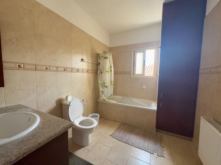 5 Bedroom House for Rent in Limassol – Agios Athanasios