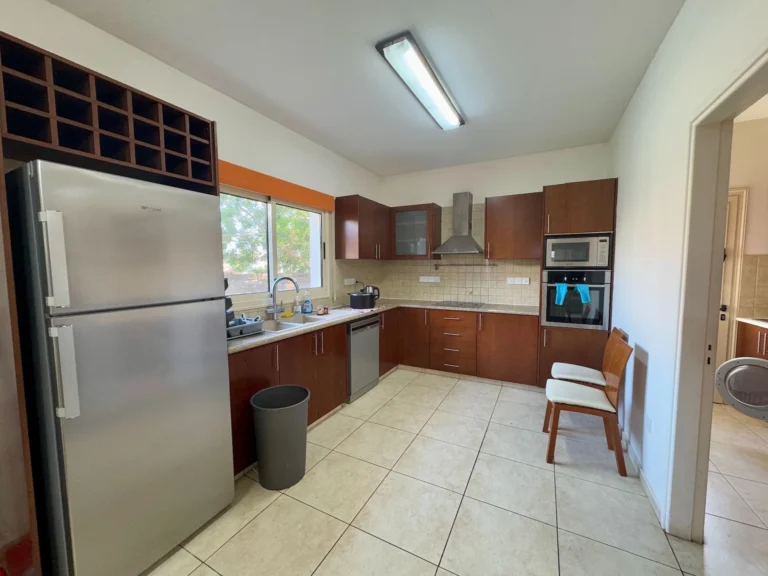 5 Bedroom House for Rent in Limassol – Agios Athanasios