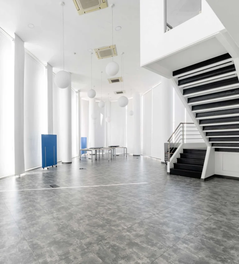 2922m² Office for Rent in Limassol District