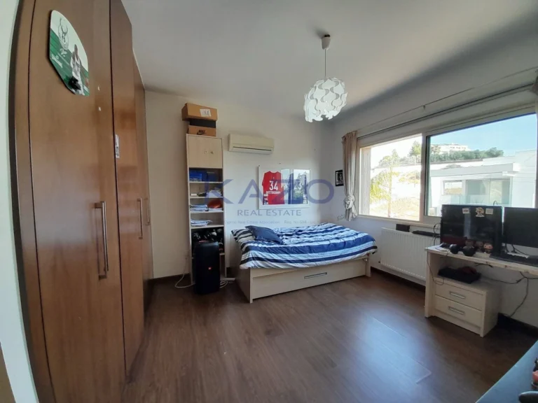 5 Bedroom House for Sale in Agios Tychonas, Limassol District