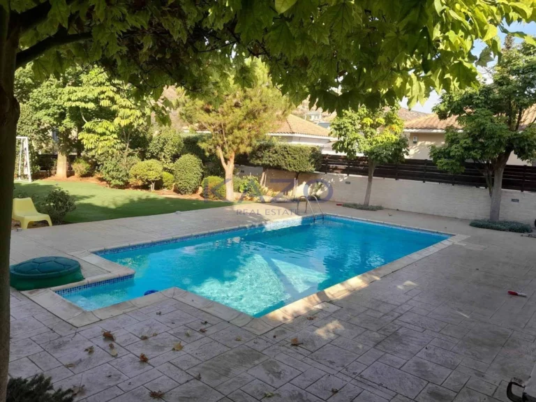 5 Bedroom House for Sale in Agios Tychonas, Limassol District