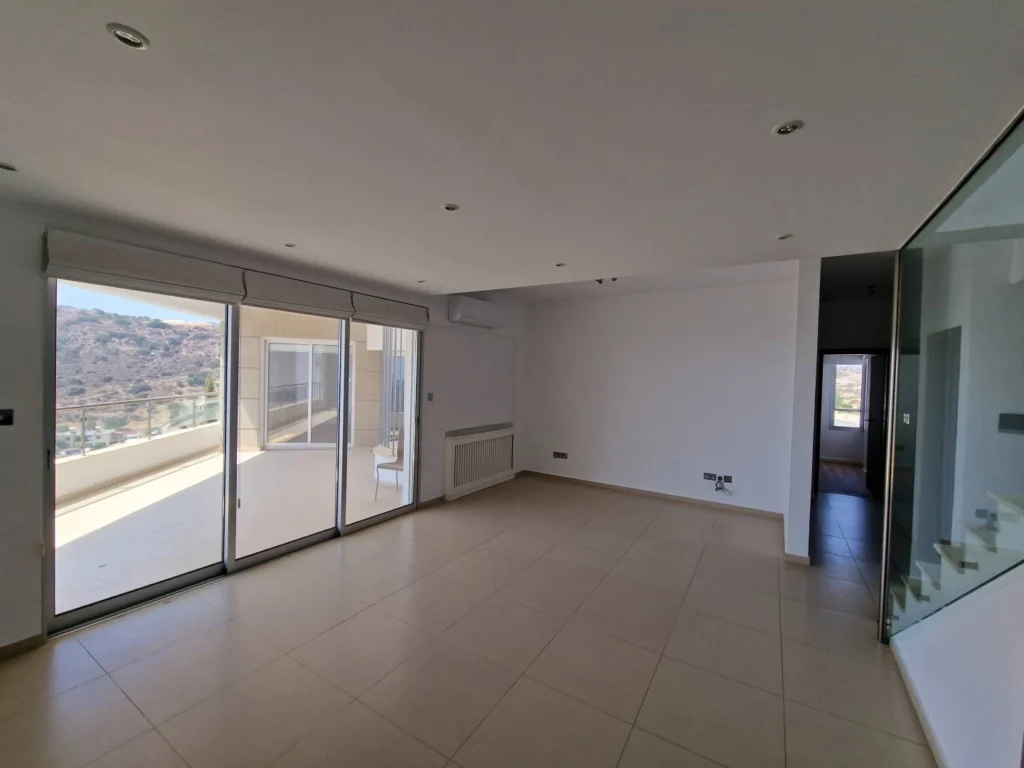 5 Bedroom Apartment for Sale in Germasogeia, Limassol District