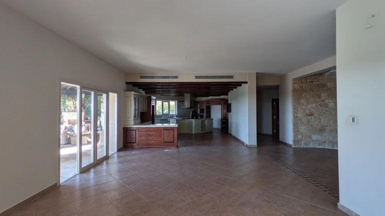 4 Bedroom House for Sale in Anarita, Paphos District