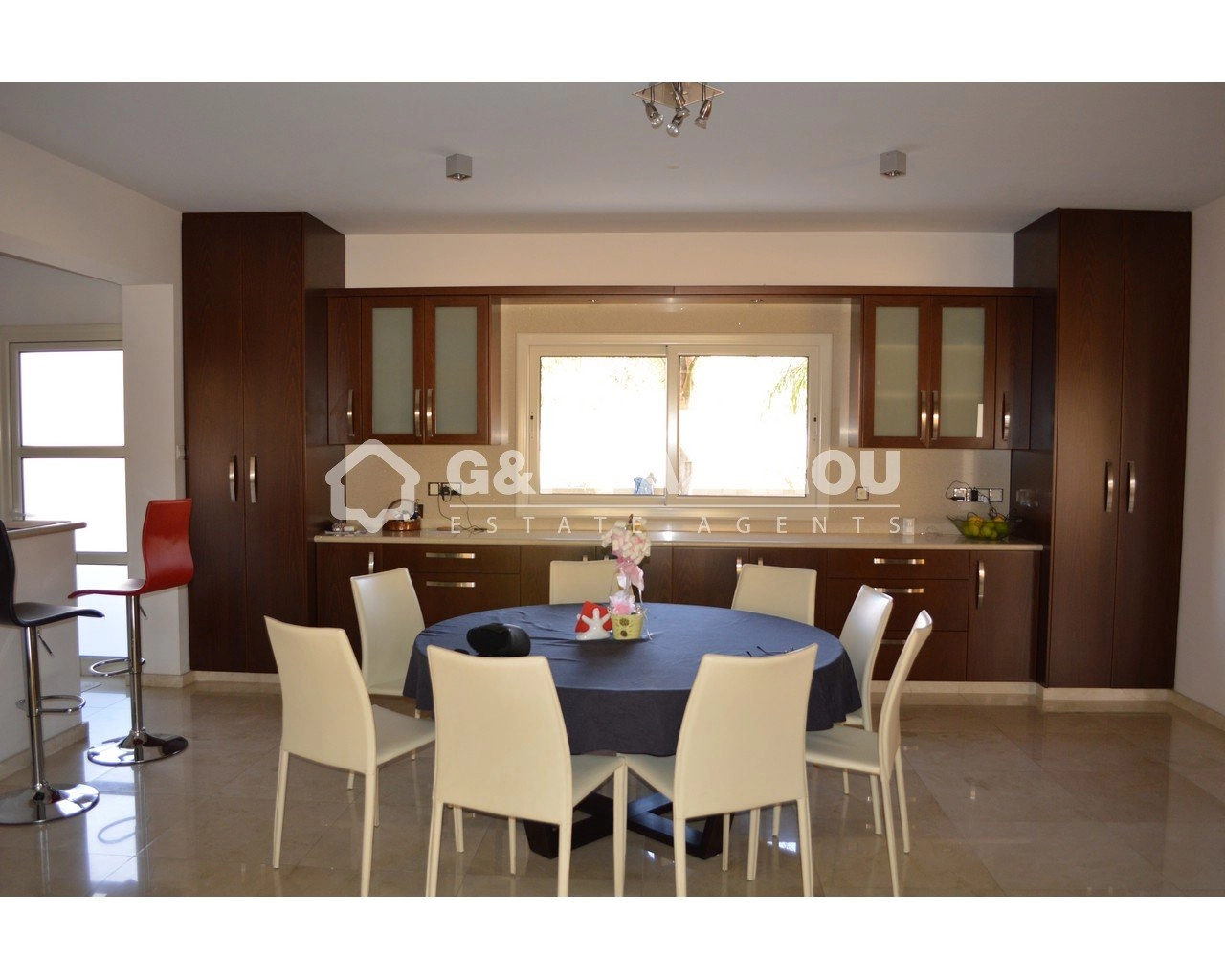 5 Bedroom House for Sale in Limassol – Agios Athanasios