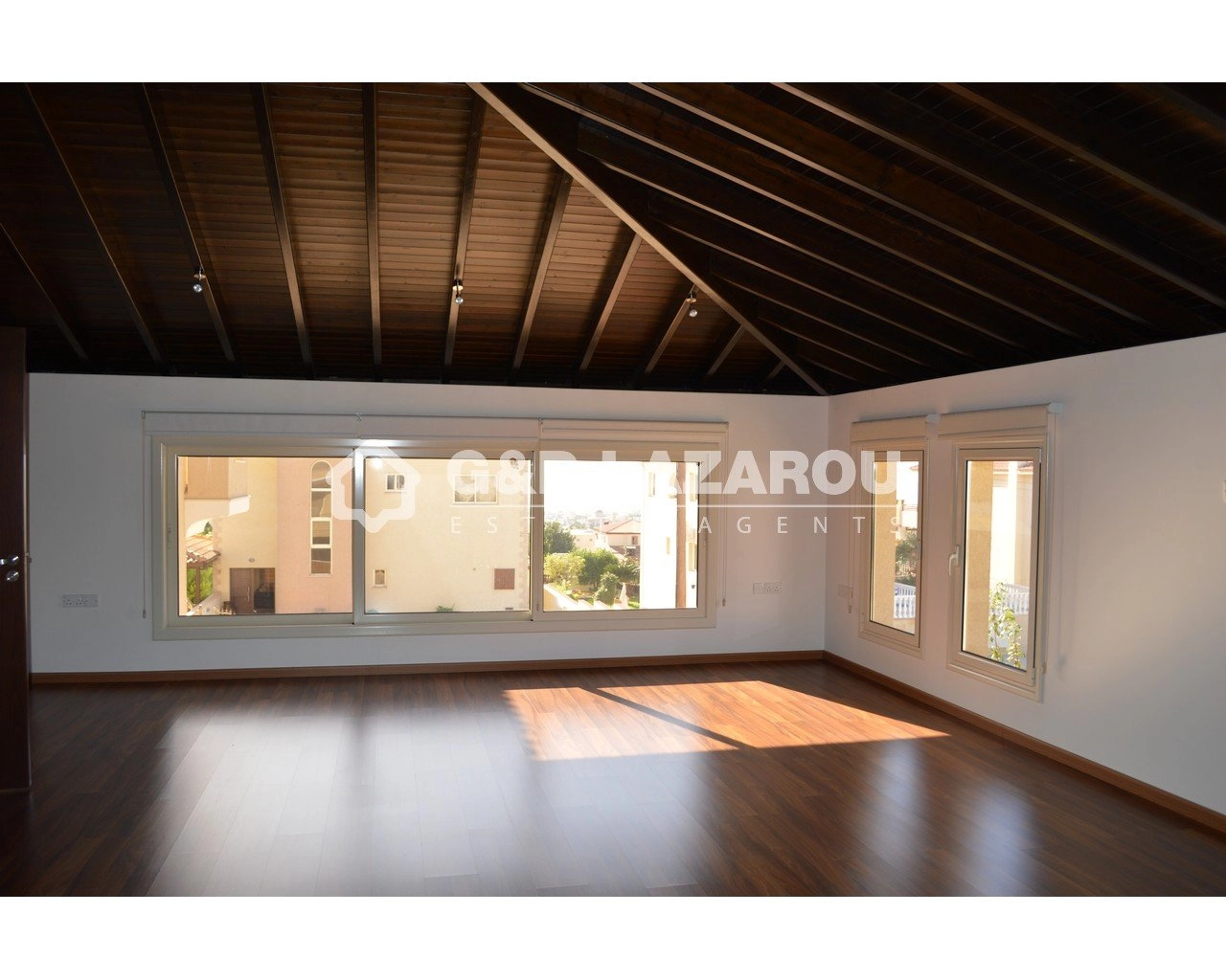 5 Bedroom House for Sale in Limassol – Agios Athanasios