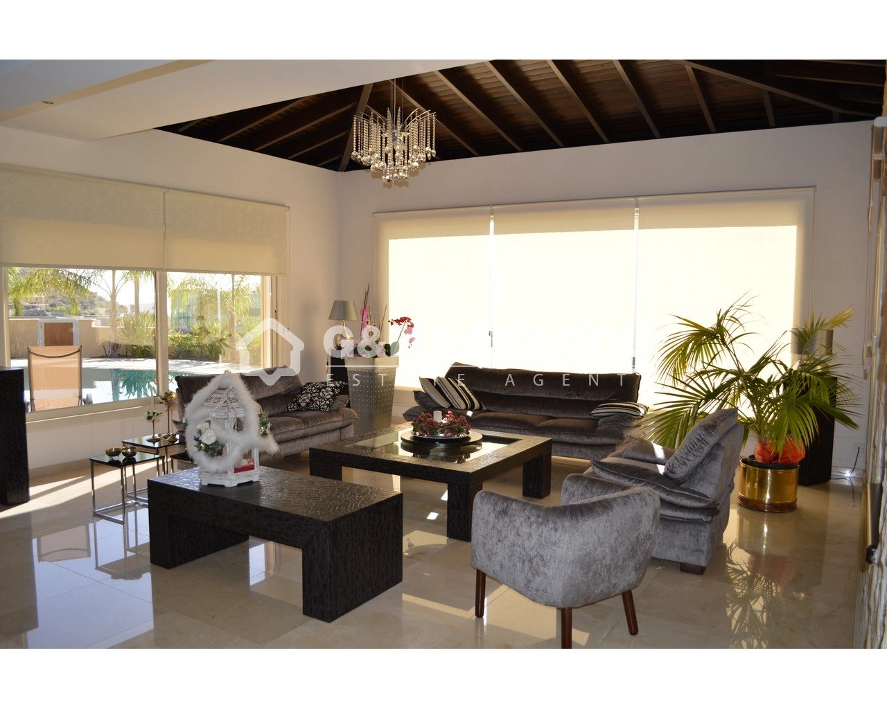 5 Bedroom House for Sale in Limassol – Agios Athanasios