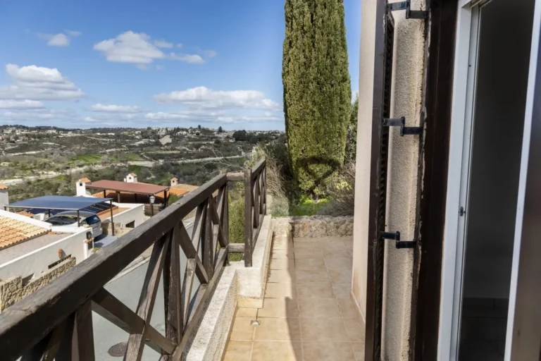2 Bedroom House for Sale in Tsada, Paphos District