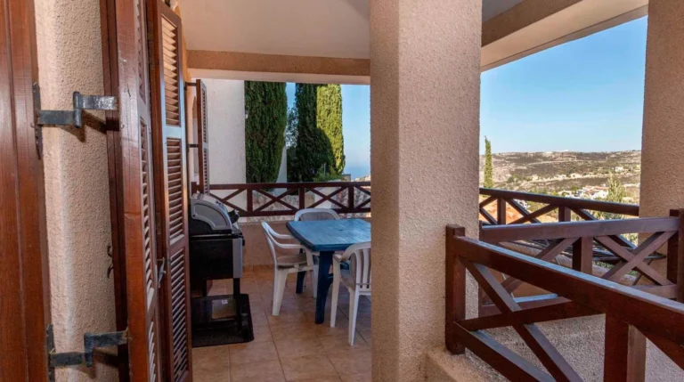 Cheap Houses and Villas for Sale Paphos up to 400000 euro