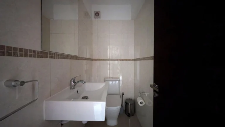 3 Bedroom Apartment for Sale in Kato Polemidia, Limassol District