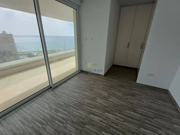 4 Bedroom Apartment for Sale in Larnaca District