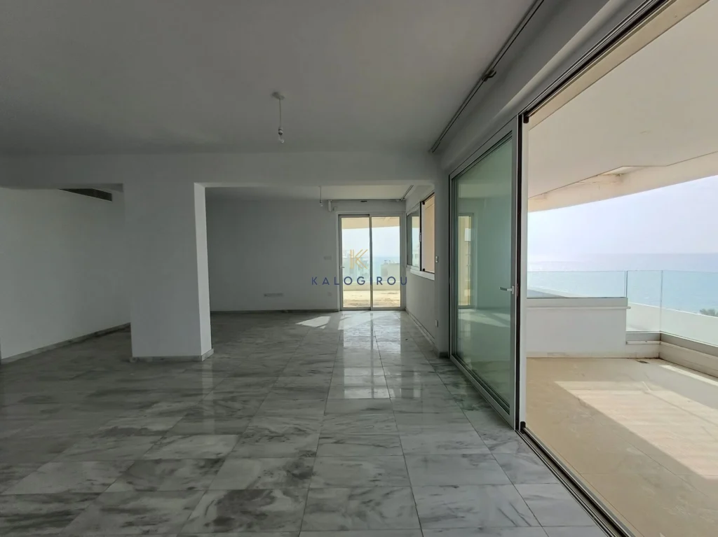 4 Bedroom Apartment for Sale in Larnaca District