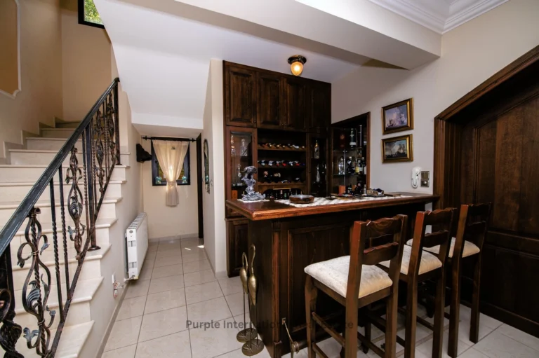 5 Bedroom House for Sale in Mosfiloti, Larnaca District