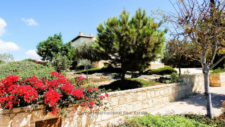 5 Bedroom House for Sale in Aphrodite Hills, Paphos District
