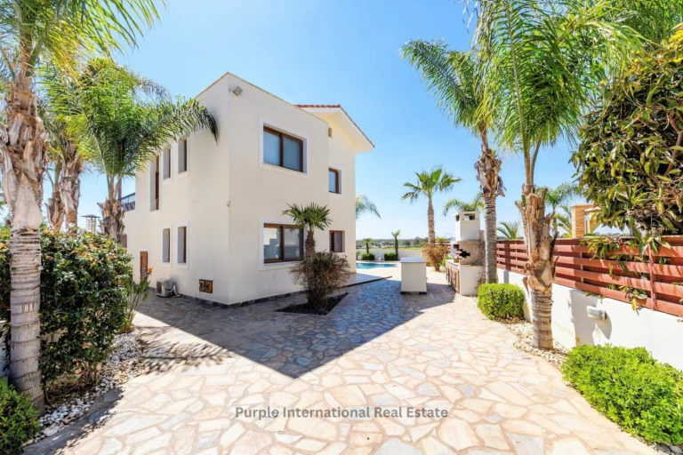 5 Bedroom House for Sale in Famagusta District
