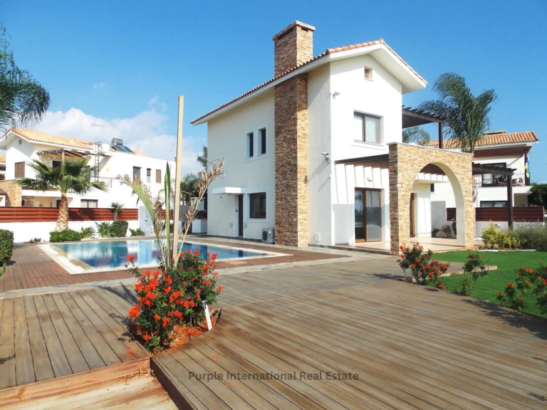 5 Bedroom House for Sale in Famagusta District