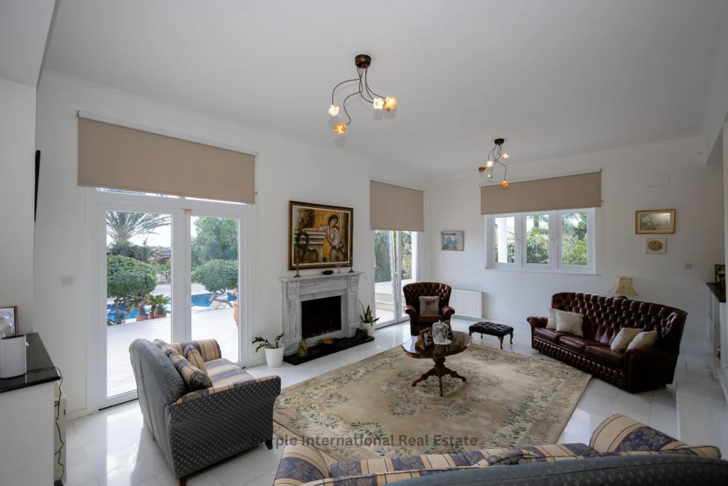 675m² House for Sale in Oroklini, Larnaca District
