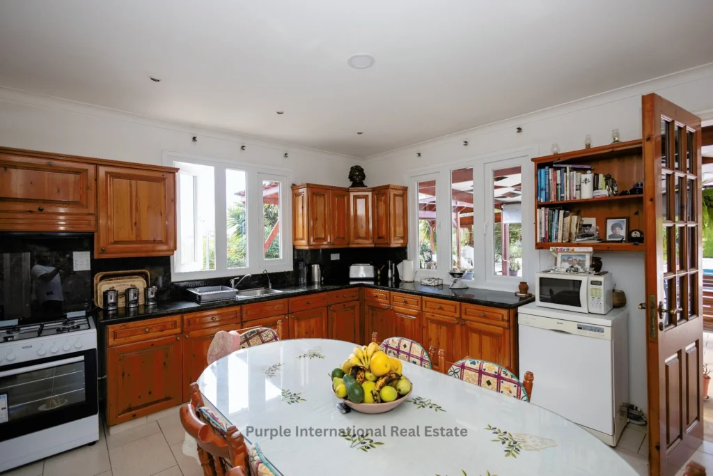 675m² House for Sale in Oroklini, Larnaca District