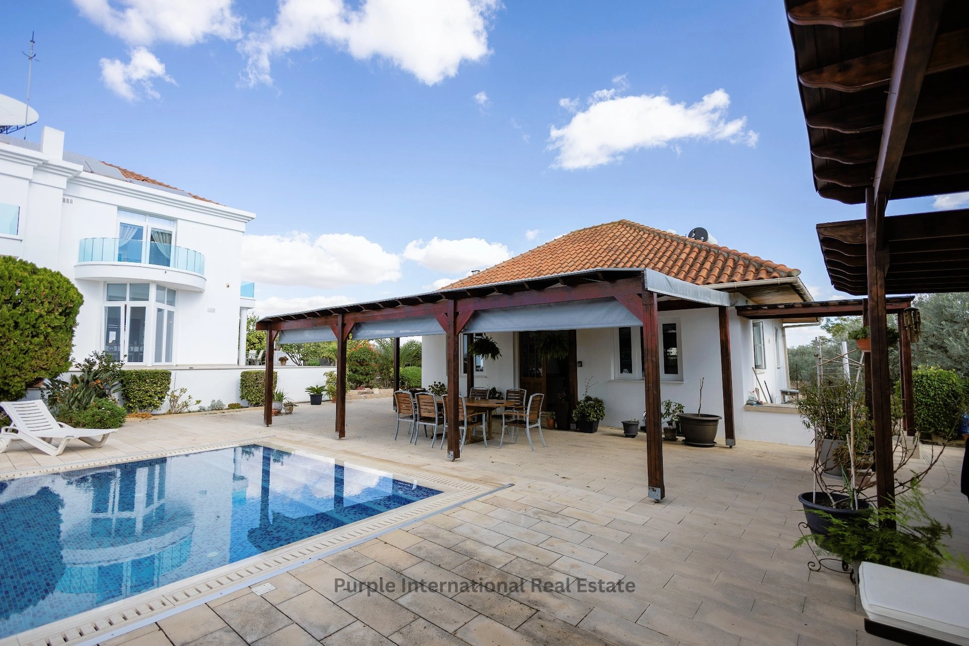 675m² House for Sale in Oroklini, Larnaca District