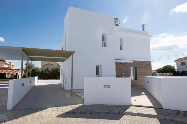 4 Bedroom House for Sale in Kapparis, Famagusta District