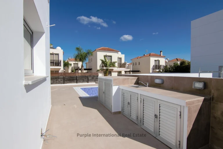 4 Bedroom House for Sale in Kapparis, Famagusta District