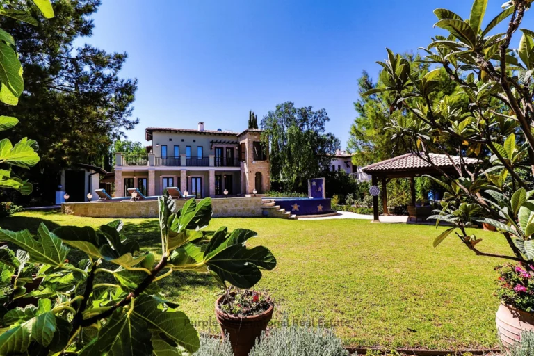 5 Bedroom House for Sale in Aphrodite Hills, Paphos District