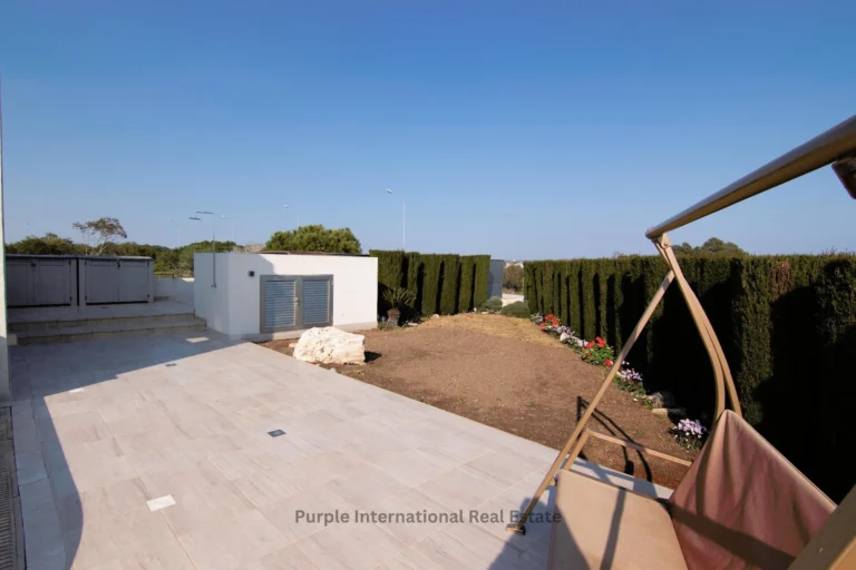400m² House for Sale in Famagusta District