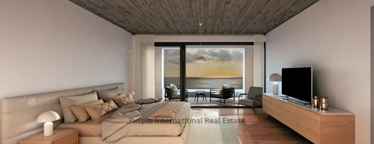 5 Bedroom House for Sale in Sea Caves, Paphos District