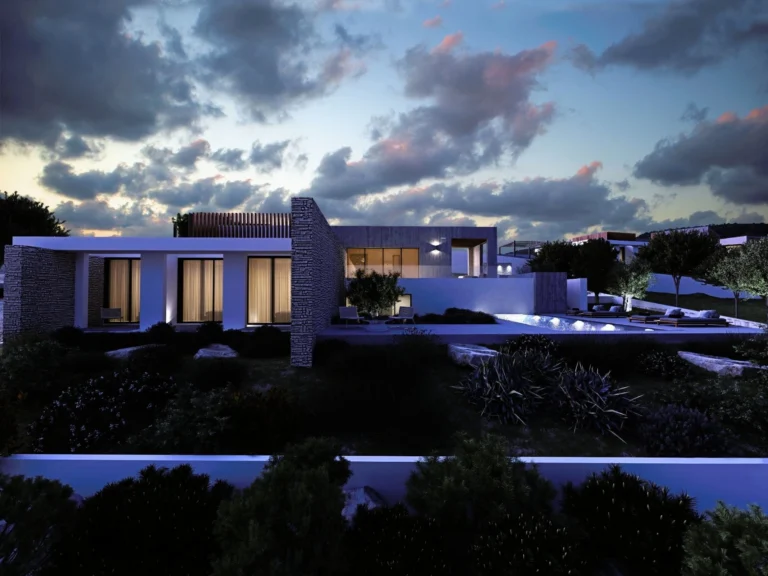 5 Bedroom House for Sale in Sea Caves, Paphos District