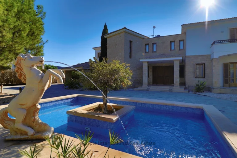 5 Bedroom House for Sale in Aphrodite Hills, Paphos District