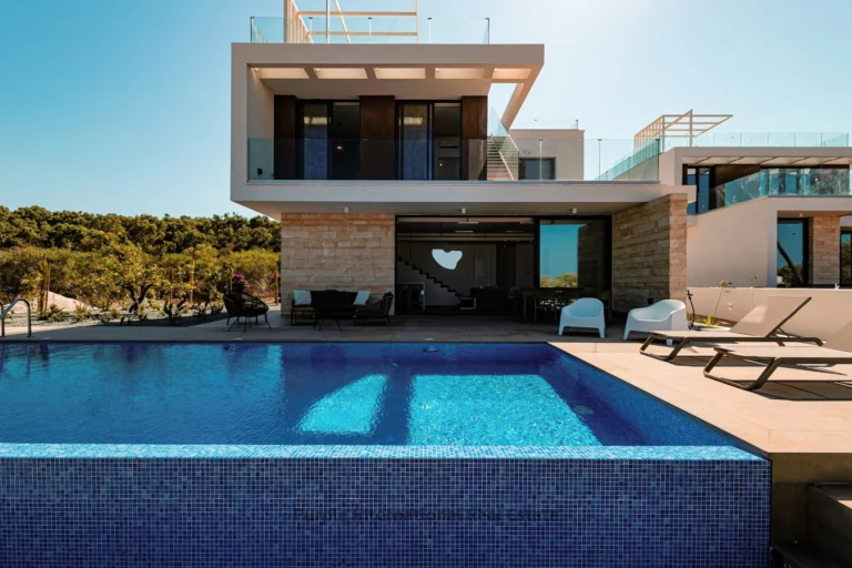 Cheap Houses and Villas for Sale Famagusta up to 1000000 euro