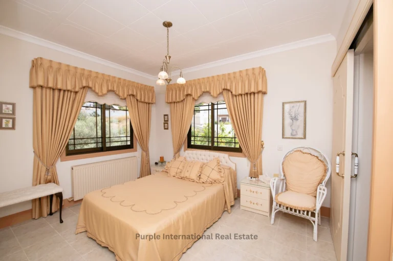 5 Bedroom House for Sale in Tala, Paphos District