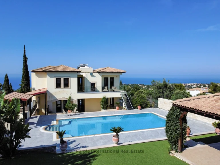 4 Bedroom House for Sale in Aphrodite Hills, Paphos District