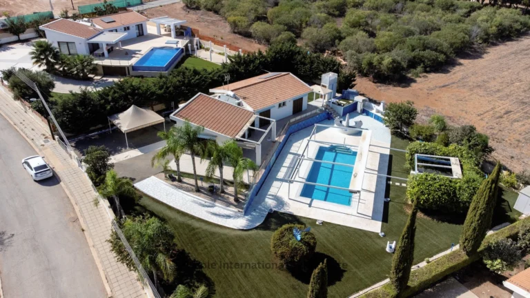 Cheap Houses and Villas for Sale Famagusta up to 900000 euro