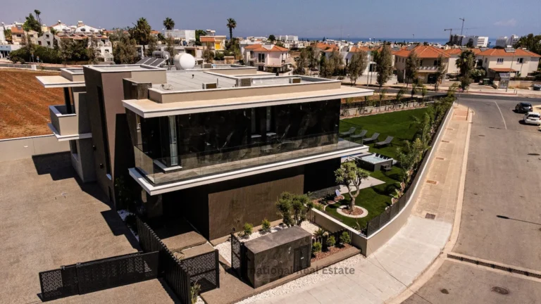 5 Bedroom House for Sale in Pernera, Famagusta District